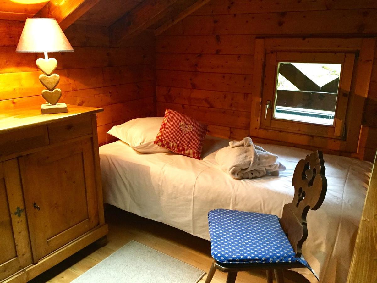Cosy Chalet With Private Sauna In Bousseviller 外观 照片